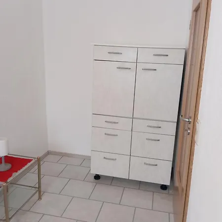 Apartment Bln - *